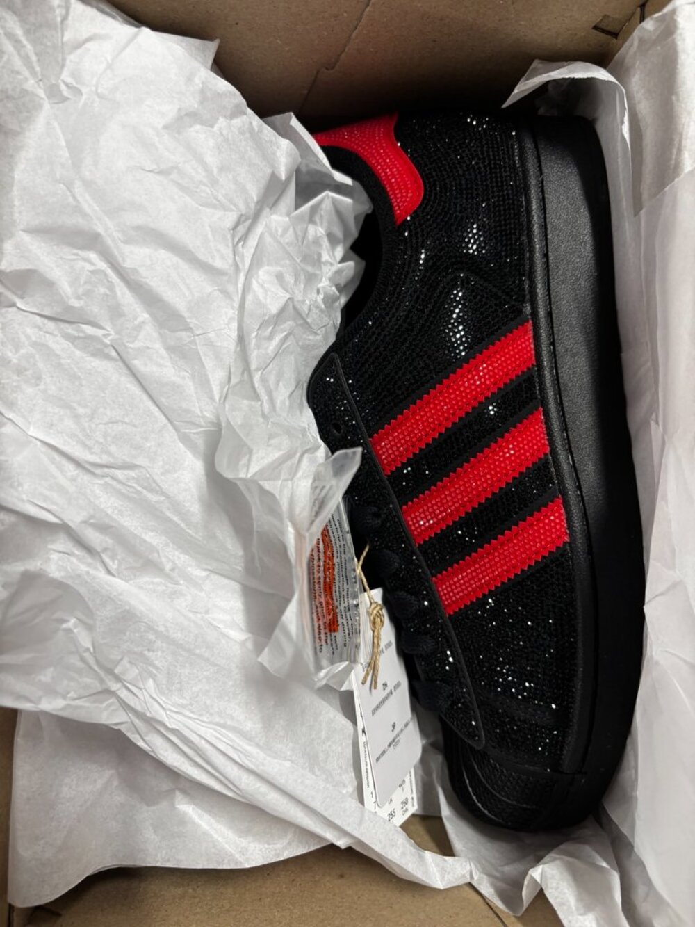 Adidas Superstar II Women’s Black Red Sequin Shoes Size 6 and 8.5– New With Tags - Picture 2 of 4